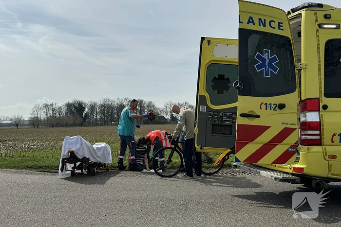Automobilist gaat ervandoor na aanrijding