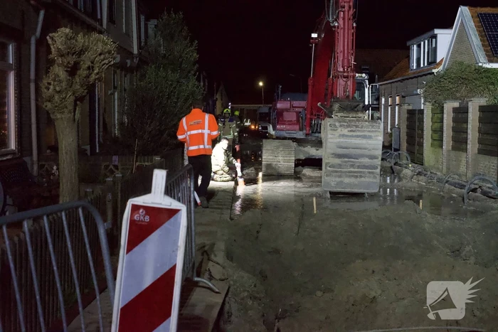 Gesprongen waterleiding door werkzaamheden aan gasleiding
