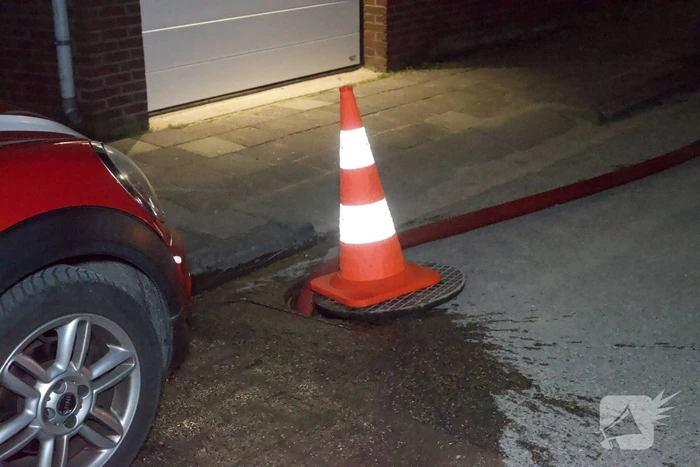Gesprongen waterleiding door werkzaamheden aan gasleiding