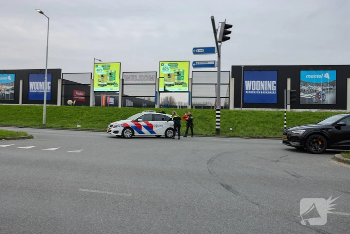 Man met verward gedrag laat tas achter in fast-food restaurant