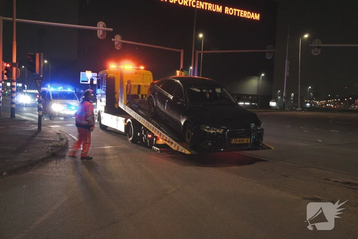 Bestuurder slaat op de vlucht na crash