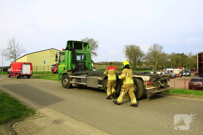 Rookontwikkeling bij chassis van vrachtwagen