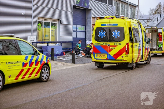 Traumahelikopter ingezet voor bedrijfsongeval