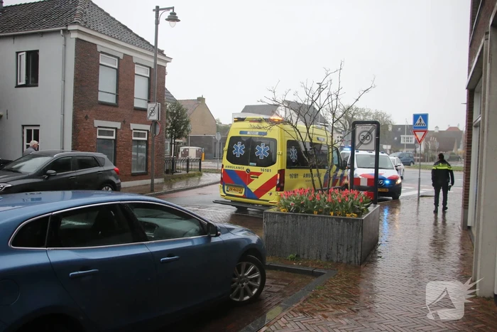 Fietser aangereden op rotonde