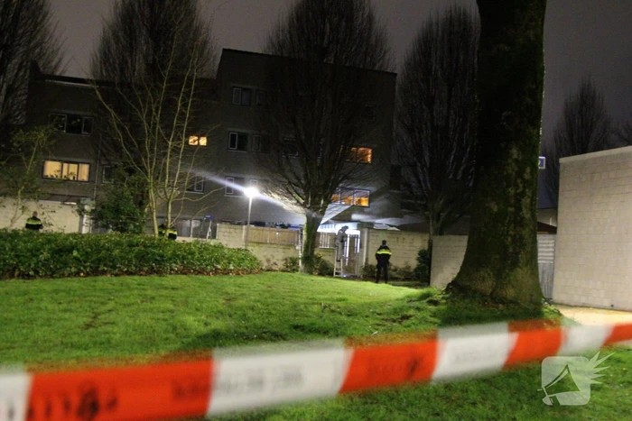 Veel hulpdiensten ingezet na steekincident, omgeving hermetisch afgesloten