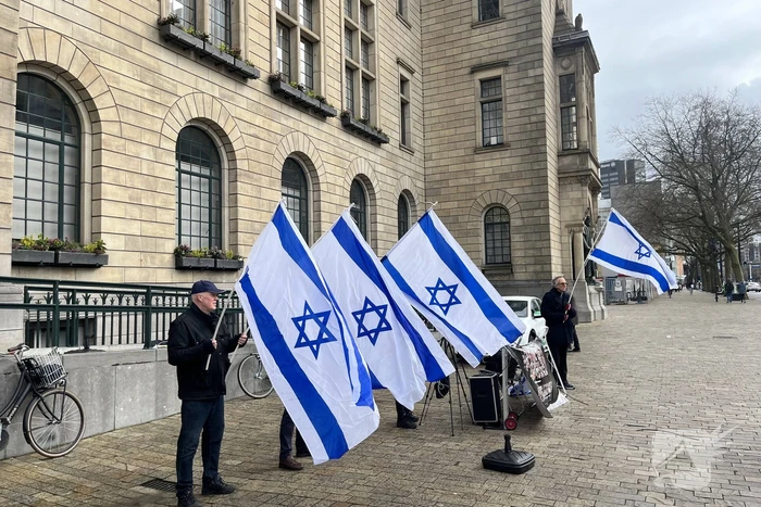 Pro Israël demonstratie voor stadhuis