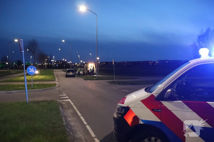 Fietser ernstig gewond bij aanrijding met personenauto