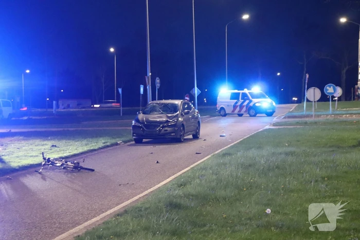 Fietser ernstig gewond bij aanrijding met personenauto