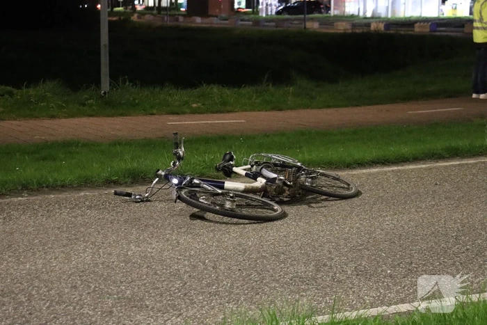 Fietser ernstig gewond bij aanrijding met personenauto