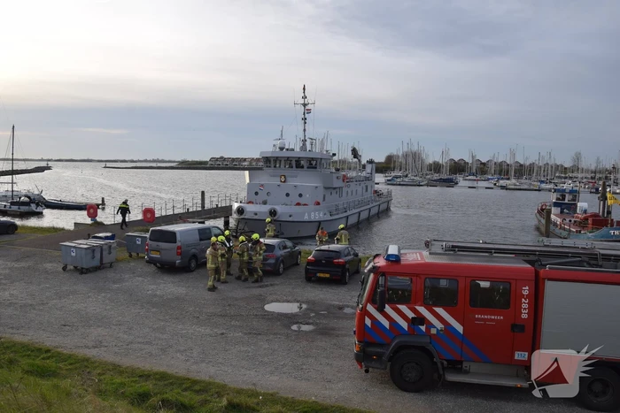 Overleden persoon door duikers van de marine boot aangetroffen