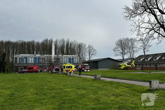 Traumateam assisteert bij medische noodsituatie