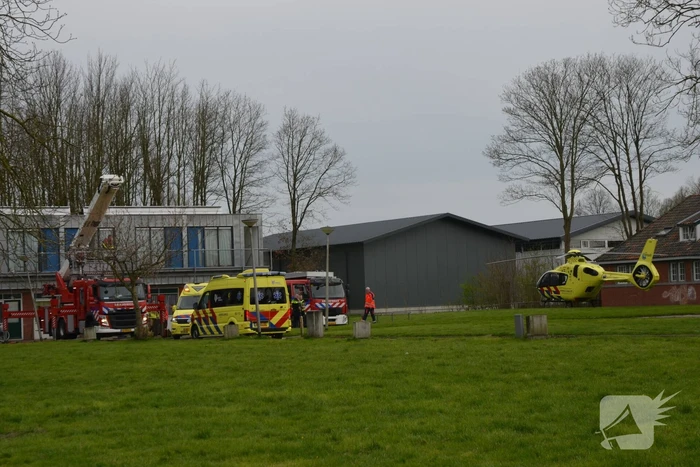 Traumateam assisteert bij medische noodsituatie