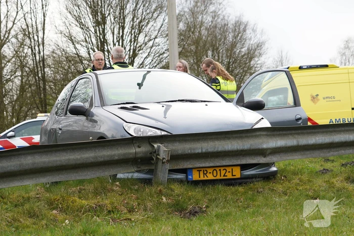 Schade bij ongeval tussen twee voertuigen