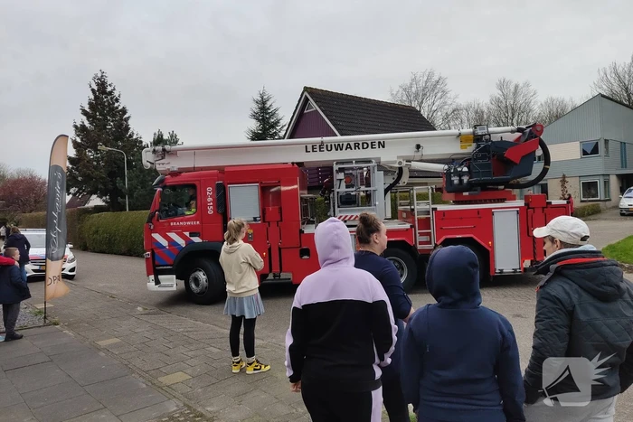 Brandweer ingezet voor brand in nok van dak