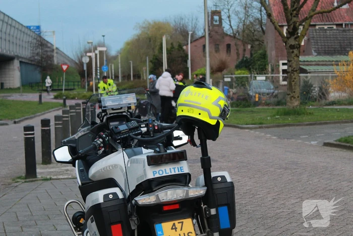 Maaltijdbezorger en fietser botsen