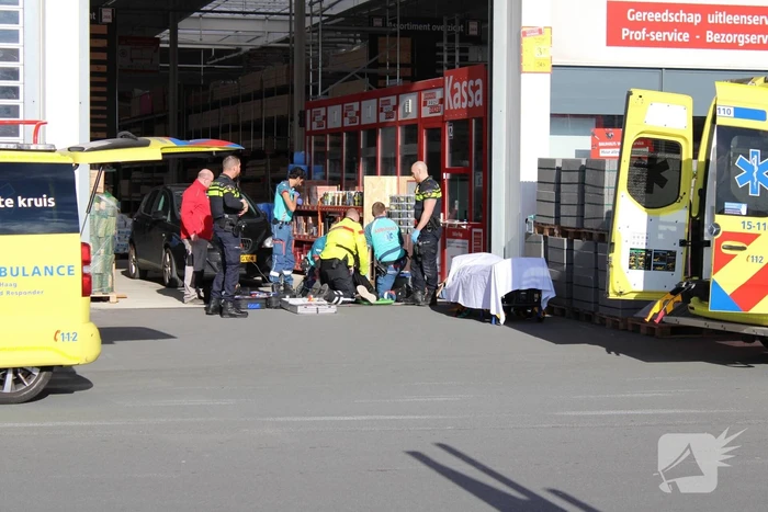 Persoon zwaargewond bij ongeval Bauhaus