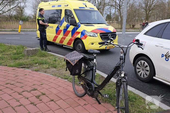 Vrouw gewond na val met ebike