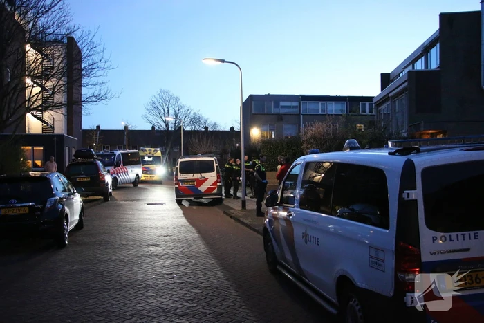 Hulpdiensten ingezet voor steekincident, verdachte aangehouden