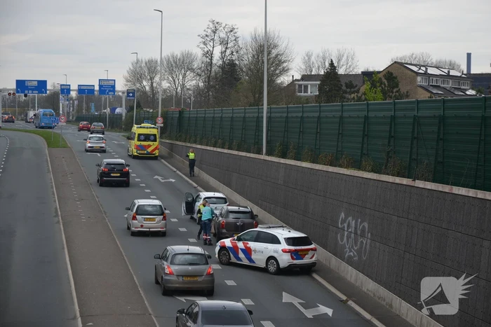 Rijstrook gestremd na aanrijding