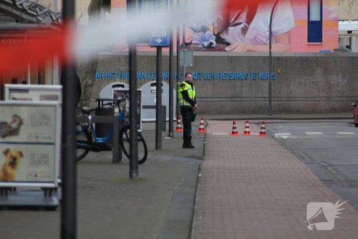 Omgeving afgezet na aantreffen verdacht pakket