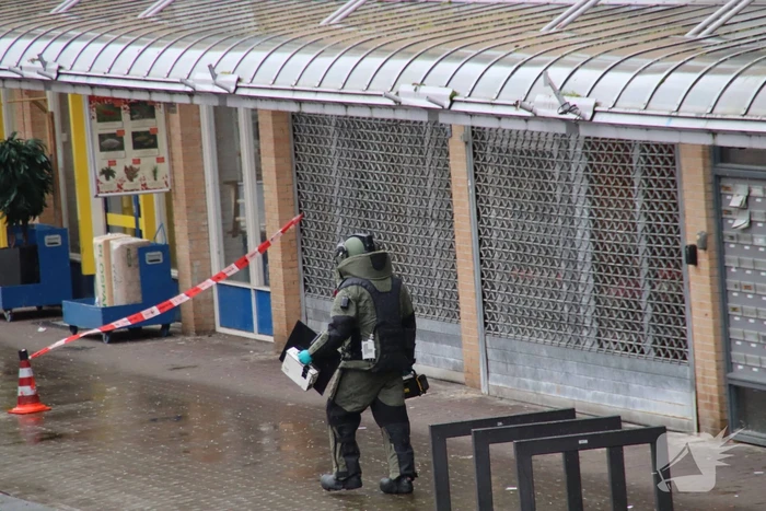 Omgeving afgezet na aantreffen verdacht pakket