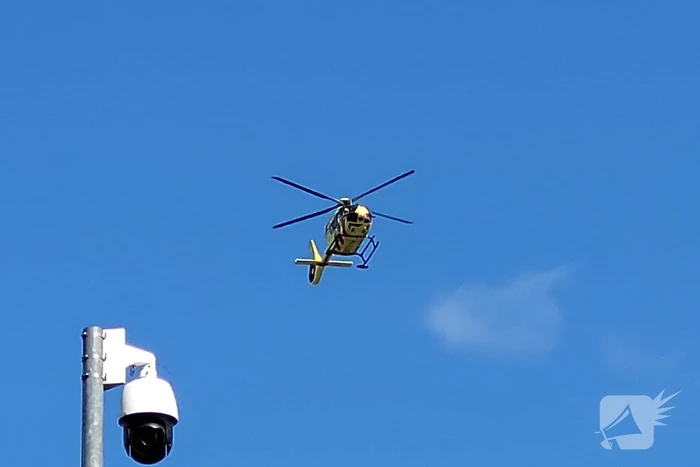 Vrachtwagenchauffeur bekneld na ongeval