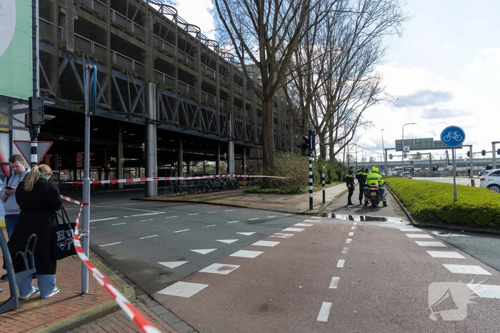 Politie houdt passagier met verdacht pakket aan in stadsbus