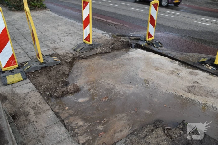 Wederom waterleidingbreuk, einde misère inzicht