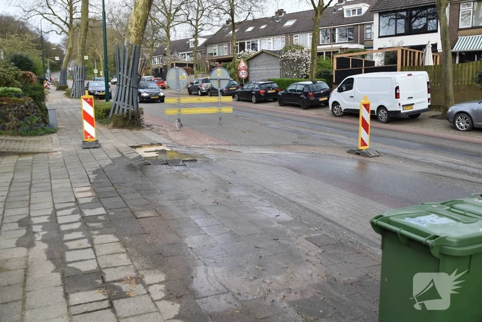 Wederom waterleidingbreuk, einde misère inzicht
