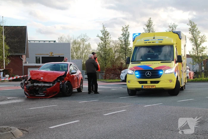 Flinke schade bij ongeval op kruising