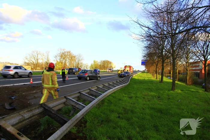 Flinke schade bij ongeval op snelweg