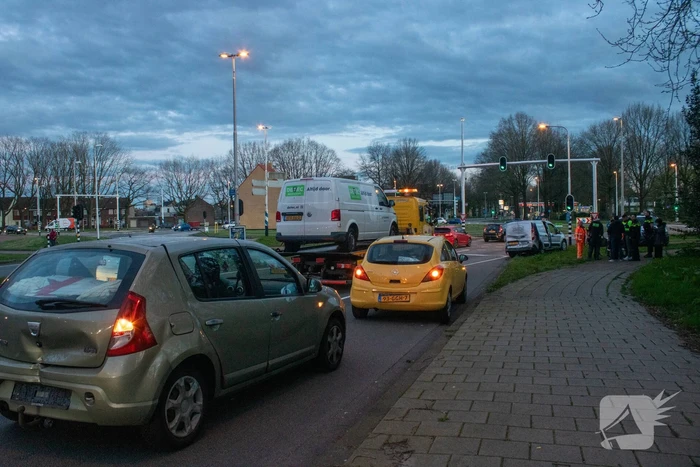 Vier voertuigen betrokken bij kettingbotsing