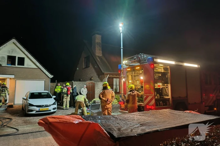 Schoorsteen geveegd na brand