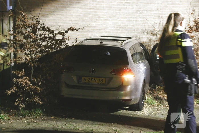 Woning onbewoonbaar na crash door dronken automobilist