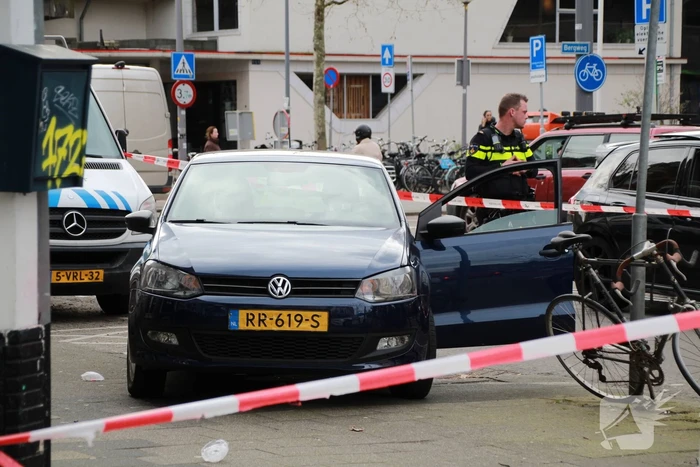 Politie valt woning binnen na melding steekpartij