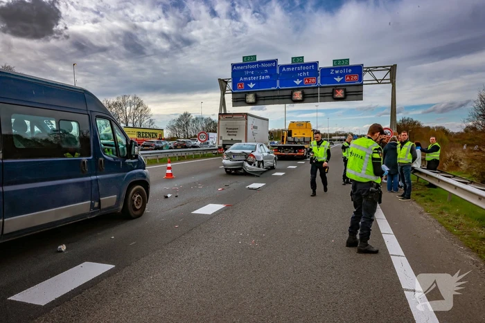 Drie voertuigen betrokken bij kettingbotsing