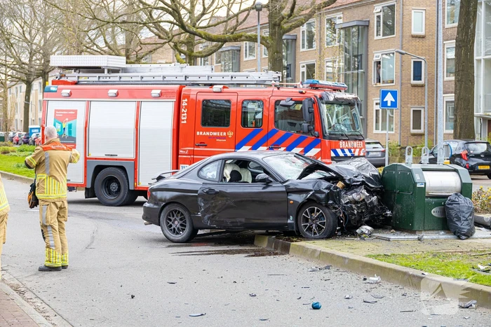 Twee gewonden bij ernstig ongeval op kruising