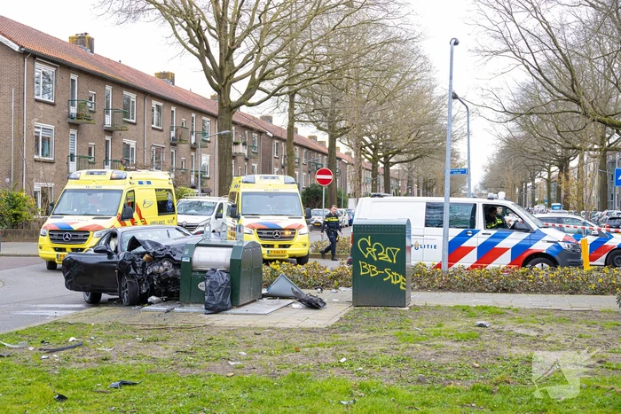 Twee gewonden bij ernstig ongeval op kruising
