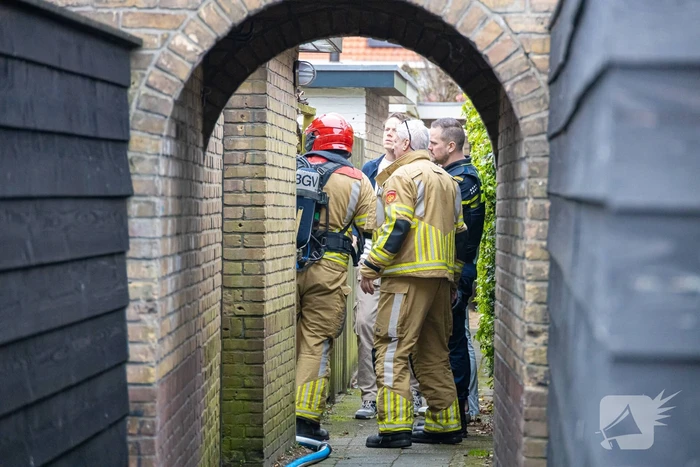 Rook bij brand in kelder van woning