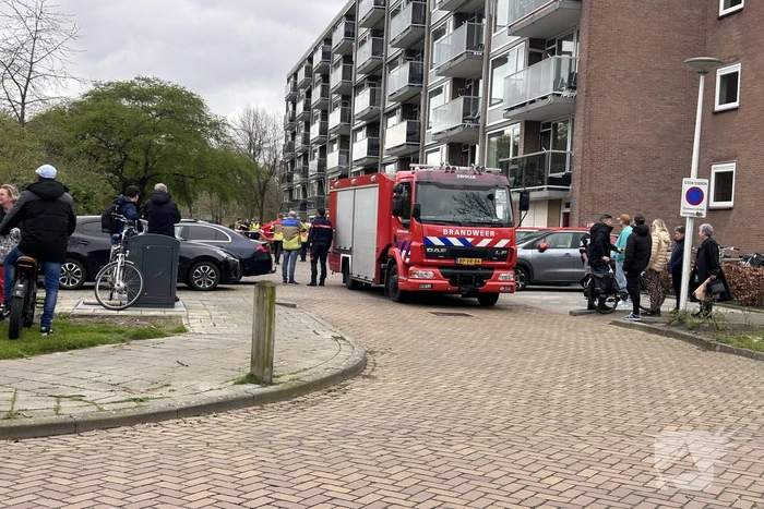 Onderzoek bij flat na incident