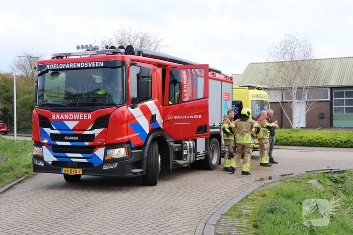 Persoon belandt met scootmobiel in sloot