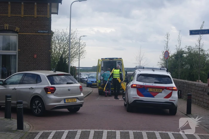 Persoon gewond na val met scootmobiel