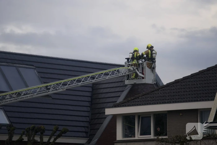 Schoorsteenbrand snel onder controle