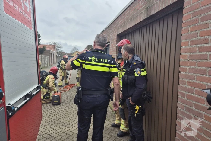 Acculader veroorzaakt kortsluiting en brand in garagebox
