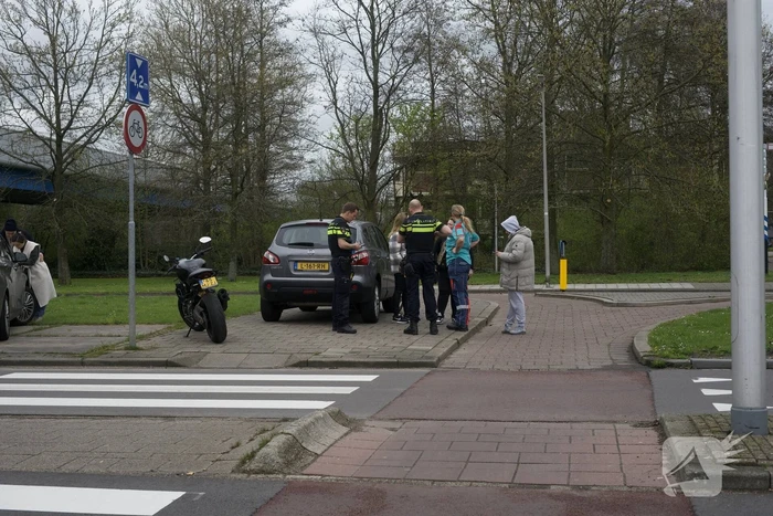 Motorrijder gewond bij botsing met auto