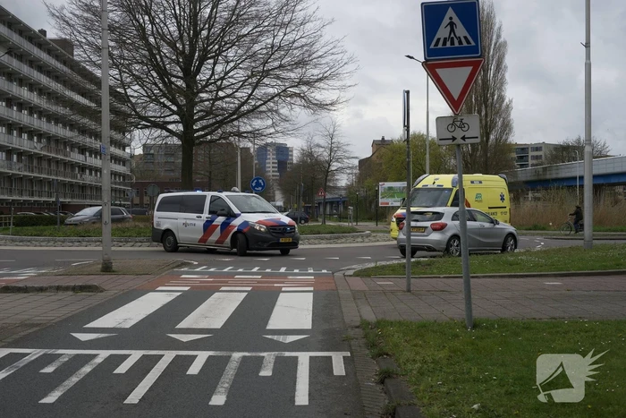 Motorrijder gewond bij botsing met auto