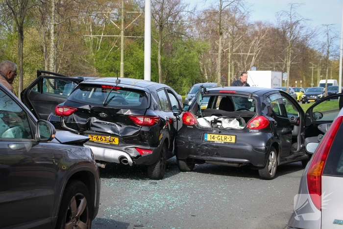 Ravage en gewonden bij kop-staartbotsing