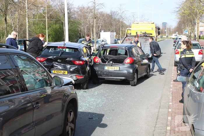 Ravage en gewonden bij kop-staartbotsing