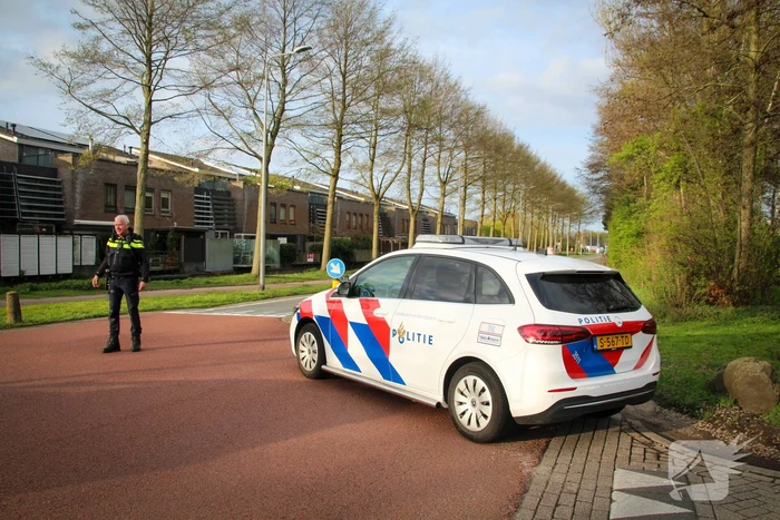 Scooter vliegt in brand na valpartij, bestuurder gewond