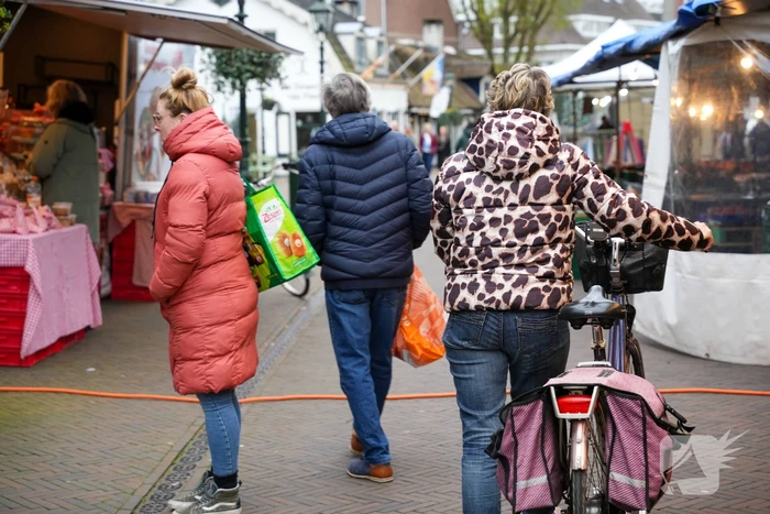 Weekmarkt verplaatst om meer parkeerplaatsen te creëren